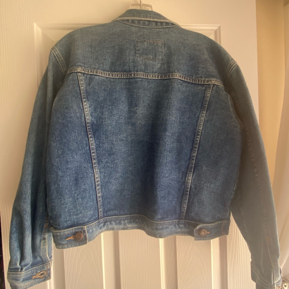 Jean jacket size small. - Picture 3 of 3